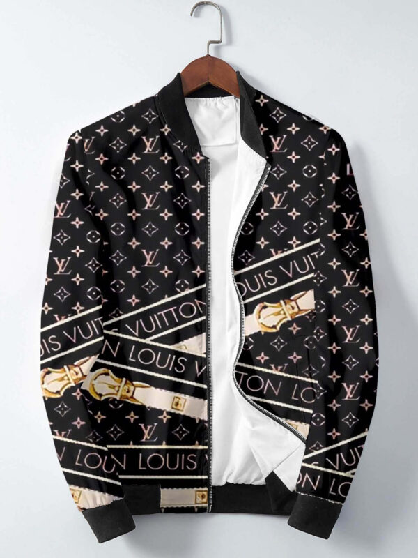 L  Jacket or Bomber Jacket   –  Max010626