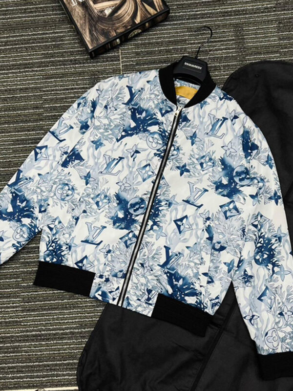 L  Jacket or Bomber Jacket   – Max010729