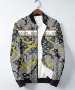 L  Jacket or Bomber Jacket   -Max010551