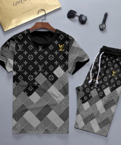 2025 – Set L  Tracksuit T-shirt & Shorts – TU240510126