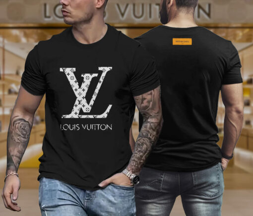 L  Luxury Brand Premium T-Shirt Outfit For Men -Max011534