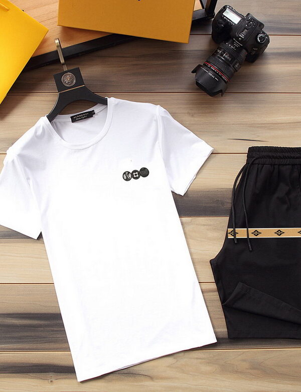 2025 – Set L  Tracksuit T-shirt & Shorts – Max240508129