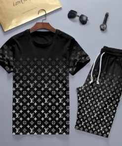 2025 – Set L  Tracksuit T-shirt & Shorts – TU24051092