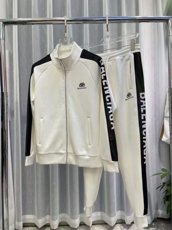 Luxury Brand Tracksuits Winter Hot 2023-TDA02516