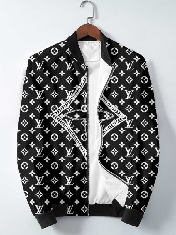 L  Jacket or Bomber Jacket   – Max010569