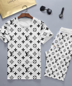 2025 – Set L  Tracksuit T-shirt & Shorts – TU240510127