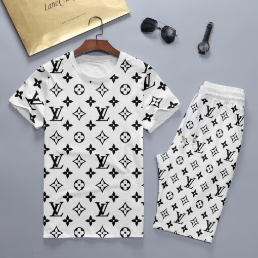 2025 – Set L  Tracksuit T-shirt & Shorts – TU240510127