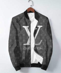 L  Jacket or Bomber Jacket   – Max010553