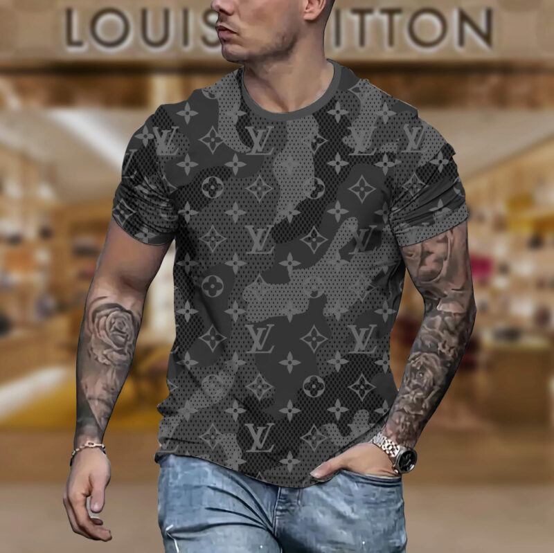 L  Luxury Brand Premium T-Shirt Outfit For Men -Max011667