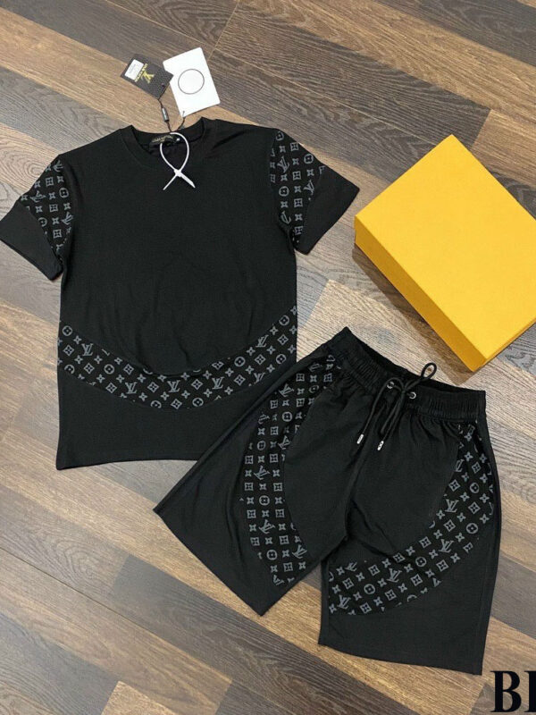 2024 – Set L  Tracksuit T-shirt & Shorts – Max08359