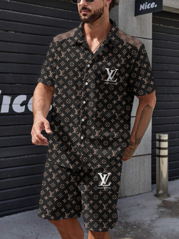 2025 – Tracksuits Luxury Shorts sleeve shirts & Shorts – CHIC060322