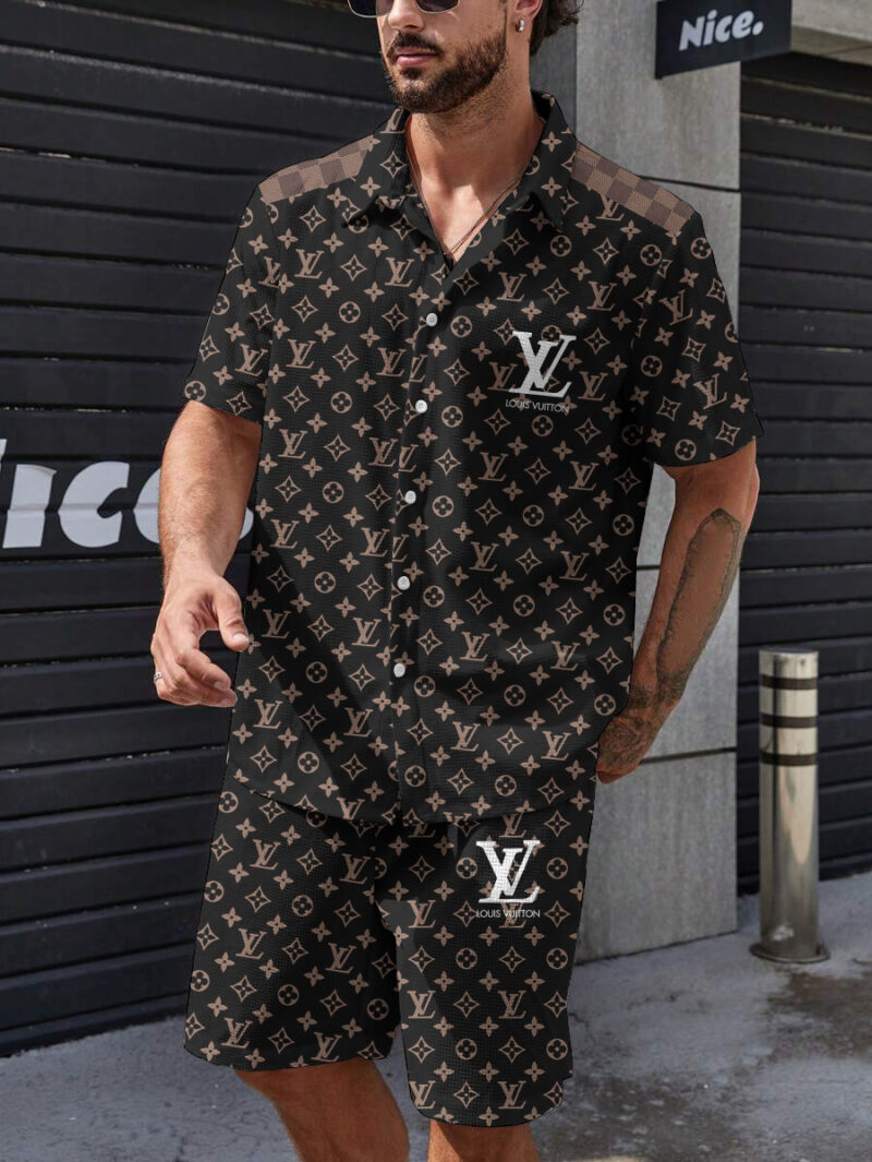 2025 – Tracksuits Luxury Shorts sleeve shirts & Shorts – CHIC060322
