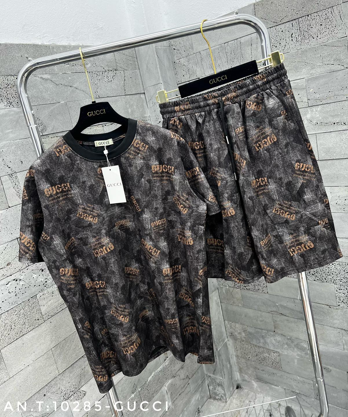 2024 – Set G Tracksuit T-shirt & Shorts –   – Max08354