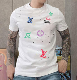 L  Luxury Brand Premium T-Shirt Outfit For Men -Max012728