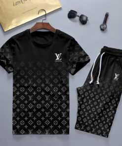 2025 – Set L  Tracksuit T-shirt & Shorts – TU240510109