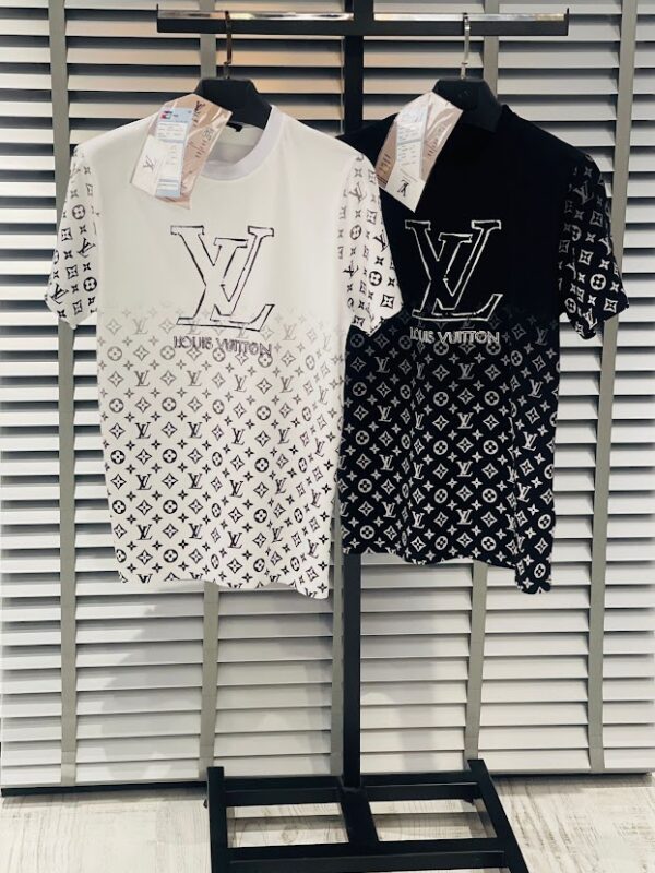 (Black & White) Limited Edition L  T Shirts – Max2407171895