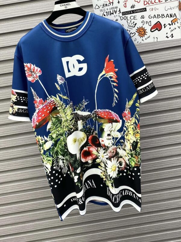 New 2024 – D Luxury Brand Premium T-Shirt Outfit For Men Max08385