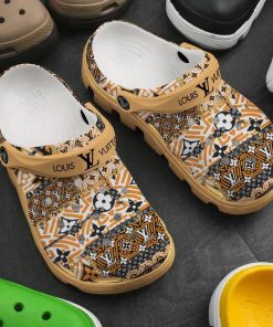 L  Crocs Unisex Classic Clog -Max2407051486