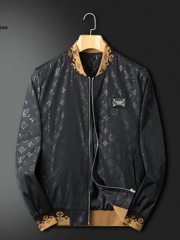 L  Jacket or Bomber Jacket   – Max010597