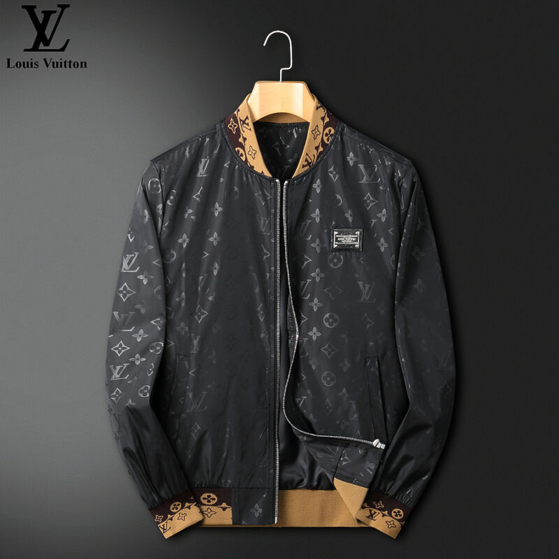 L  Jacket or Bomber Jacket   – Max010597
