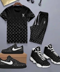 FREE SHIPPING, New 2025 -Limited Edition Set L  Shoe & T-shirt & Shorts  – Max240526606