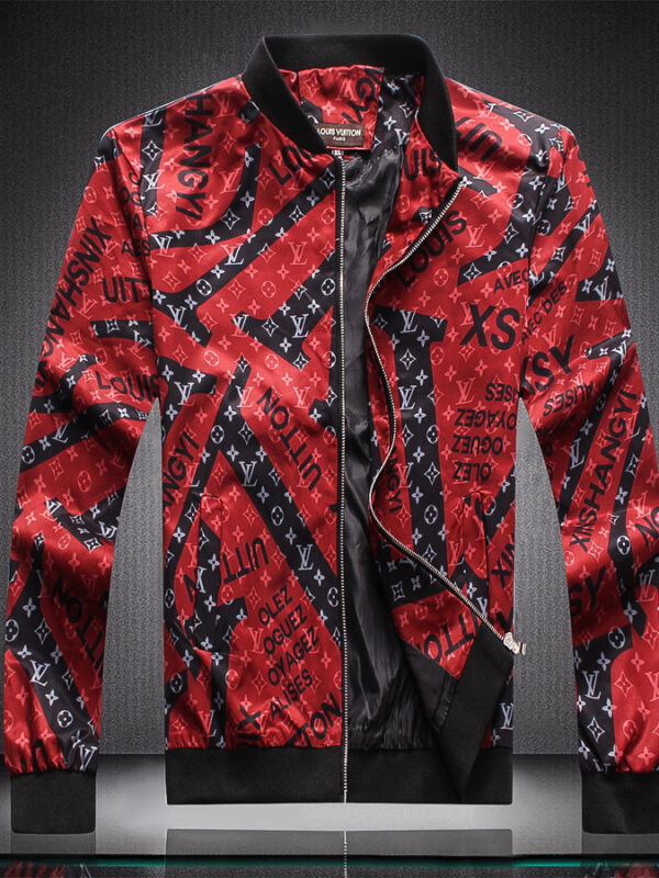 L  Jacket or Bomber Jacket   – Max010592