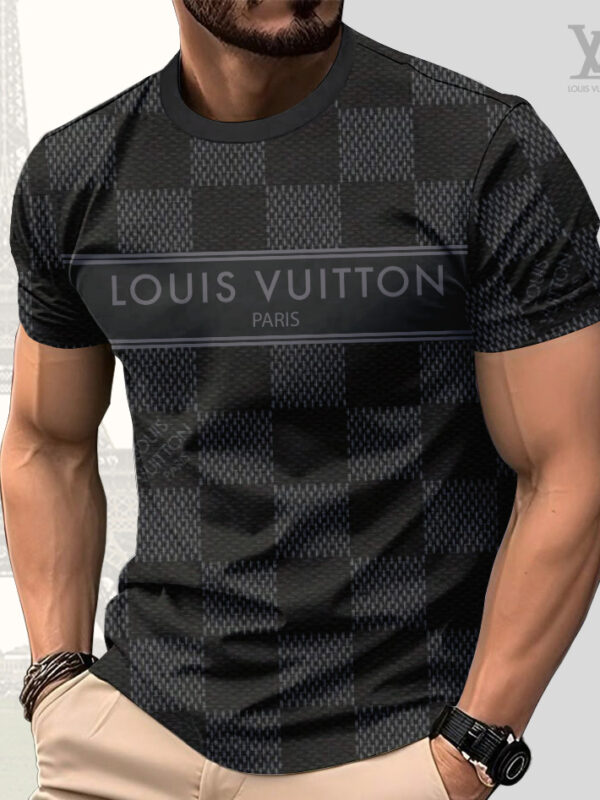 2025 – L  Luxury Brand Premium T-Shirt Outfit For Men -Max22042502