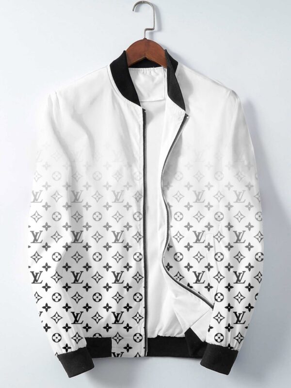 L  Jacket or Bomber Jacket   – Max010576