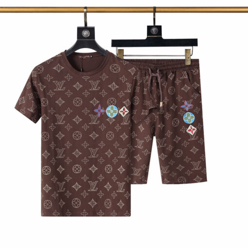 2025 – Set L  Tracksuit T-shirt & Shorts – Max240509146