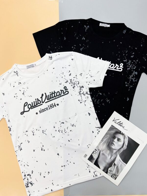 (Black & White) Limited Edition L  T Shirts – Max240524565