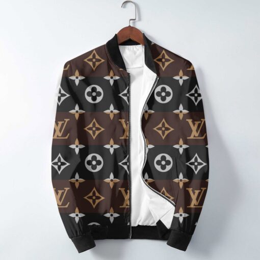 L  Jacket or Bomber Jacket   – Max010549