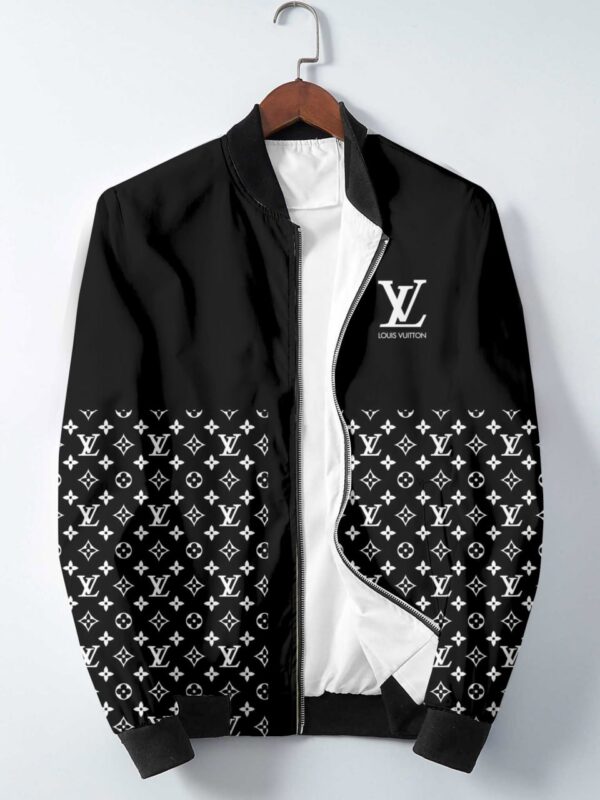 L  Jacket or Bomber Jacket   – Max010570