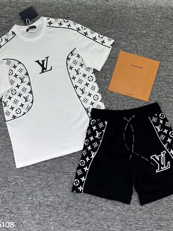 2025 – Set L  Tracksuit T-shirt & Shorts – Max240513271