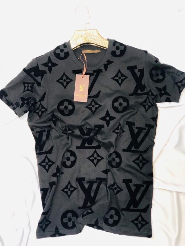 L  Luxury Brand Premium T-Shirt Outfit For Men -PN2803032