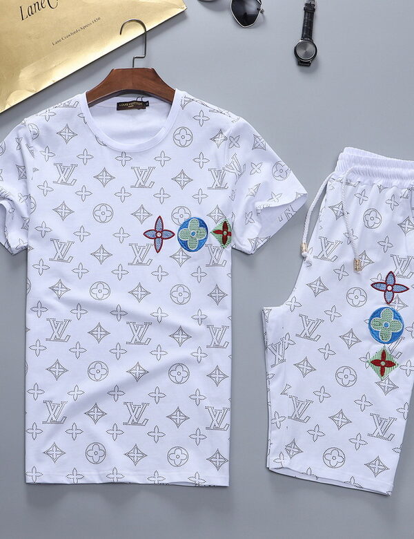 2025 – Set L  Tracksuit T-shirt & Shorts – Max240508124