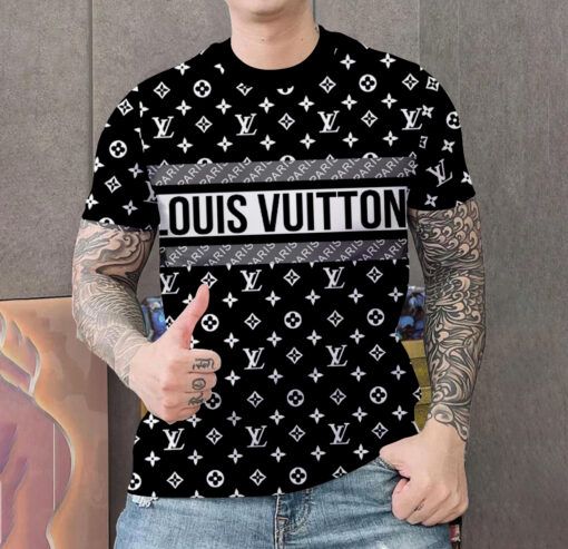 L  Luxury Brand Premium T-Shirt Outfit For Men -Max012700