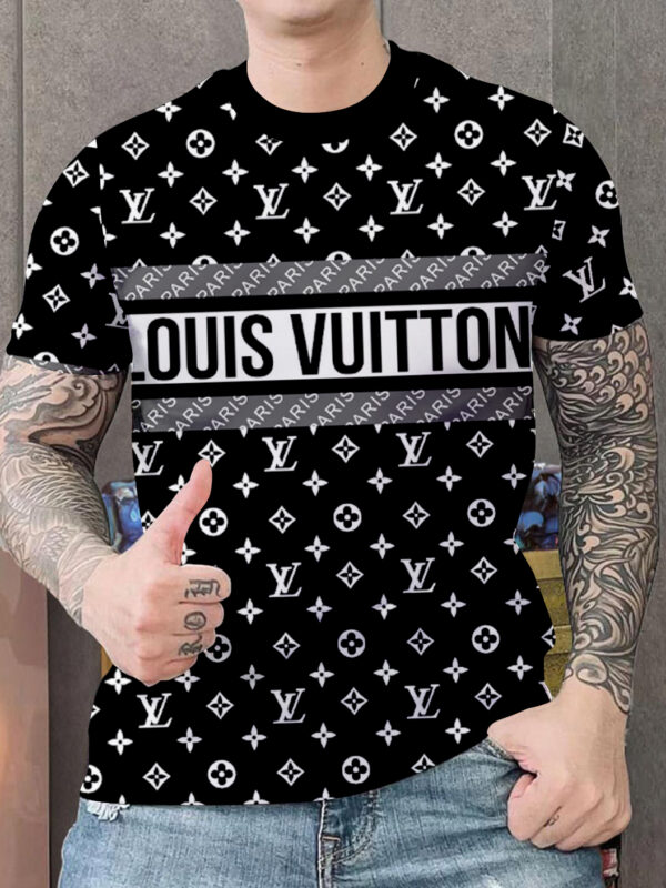 L  Luxury Brand Premium T-Shirt Outfit For Men -Max012700