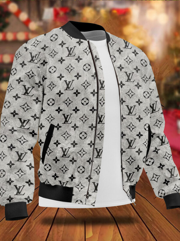 L  Jacket or Bomber Jacket   -Max010955