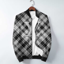 L  Jacket or Bomber Jacket   – Max010541