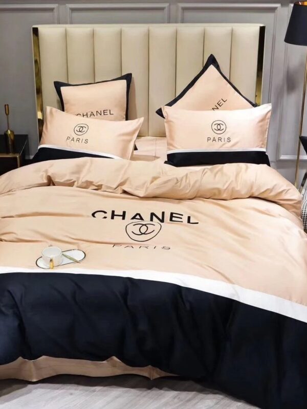 Chanel Premium Fashion Limited Luxury Brand Bedding Set Home Decor -Min00431