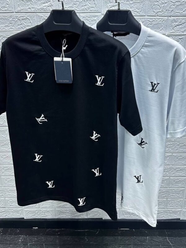 (Black & White) Limited Edition L  T Shirts – Max2407171891