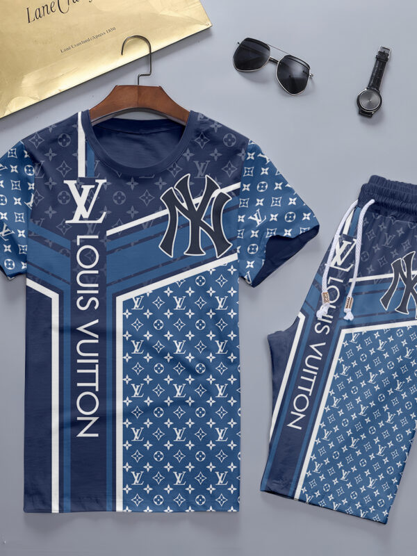 2025 – Set L  Tracksuit T-shirt & Shorts – TU240510103