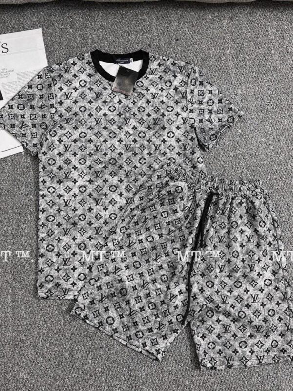 2024 – Set L  Tracksuit T-shirt & Shorts – Max08356