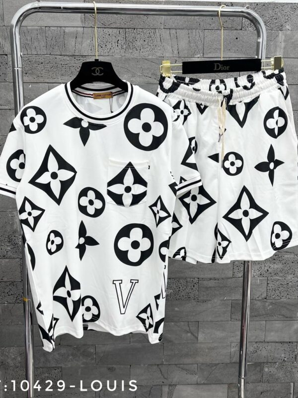 2024 – Set L  Tracksuit T-shirt & Shorts – Max08364
