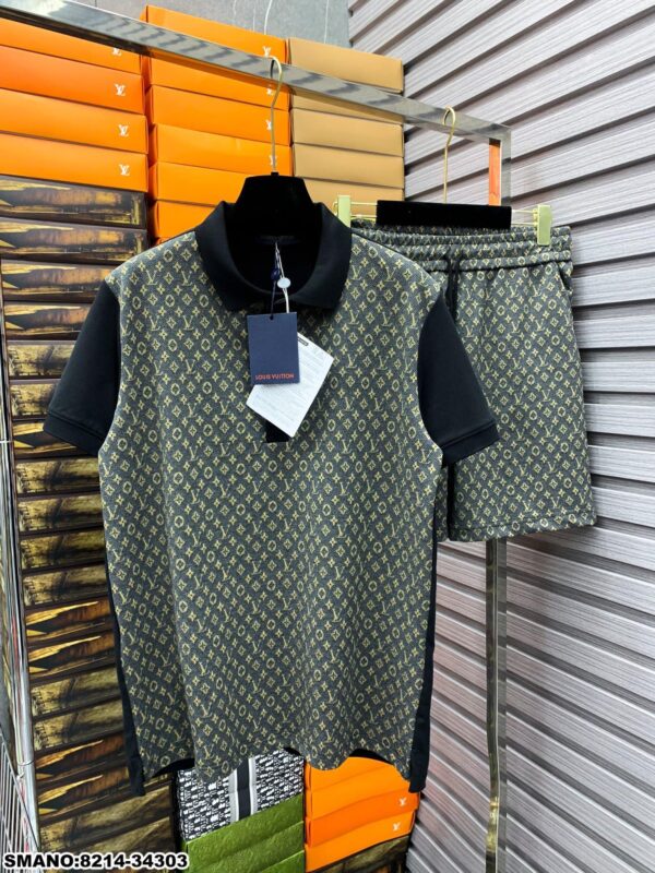 2024 – Set L  Tracksuit T-shirt & Shorts – max08342