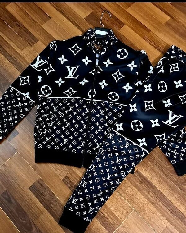 L  Tracksuits For Men –  Max010886