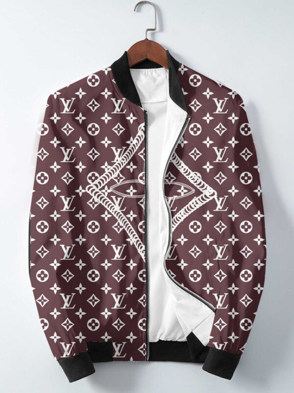 L  Jacket or Bomber Jacket   – Max010567