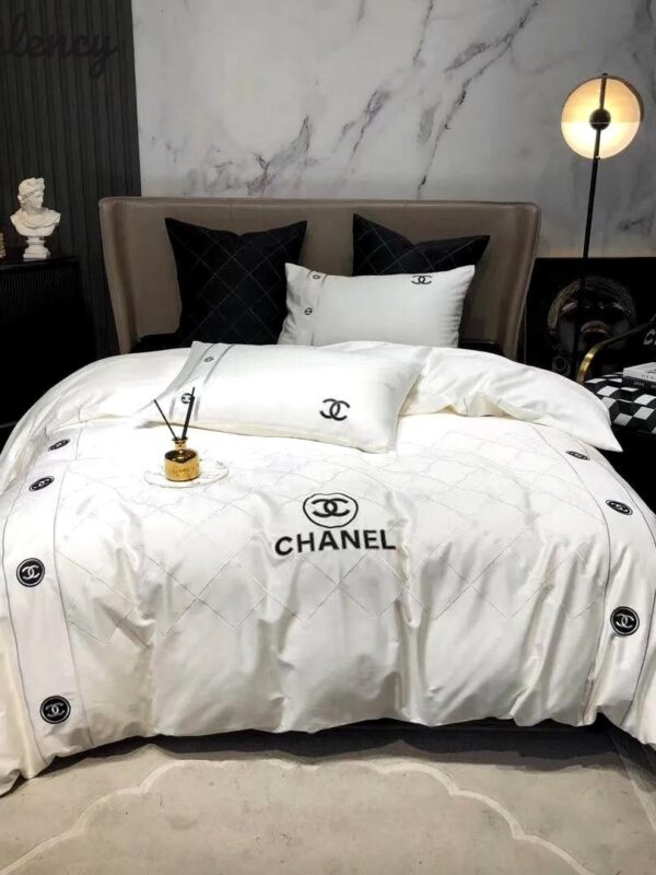 Chanel Premium Fashion Limited Luxury Brand Bedding Set Home Decor -Min00444
