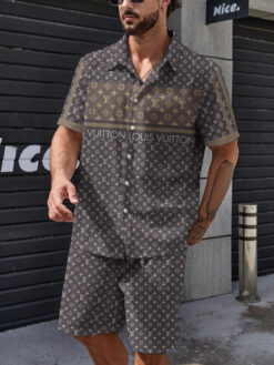 2025 – Tracksuits Luxury Shorts sleeve shirts & Shorts – CHIC060320