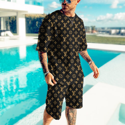2025 – Set L  Tracksuit T-shirt & Shorts – HD4548